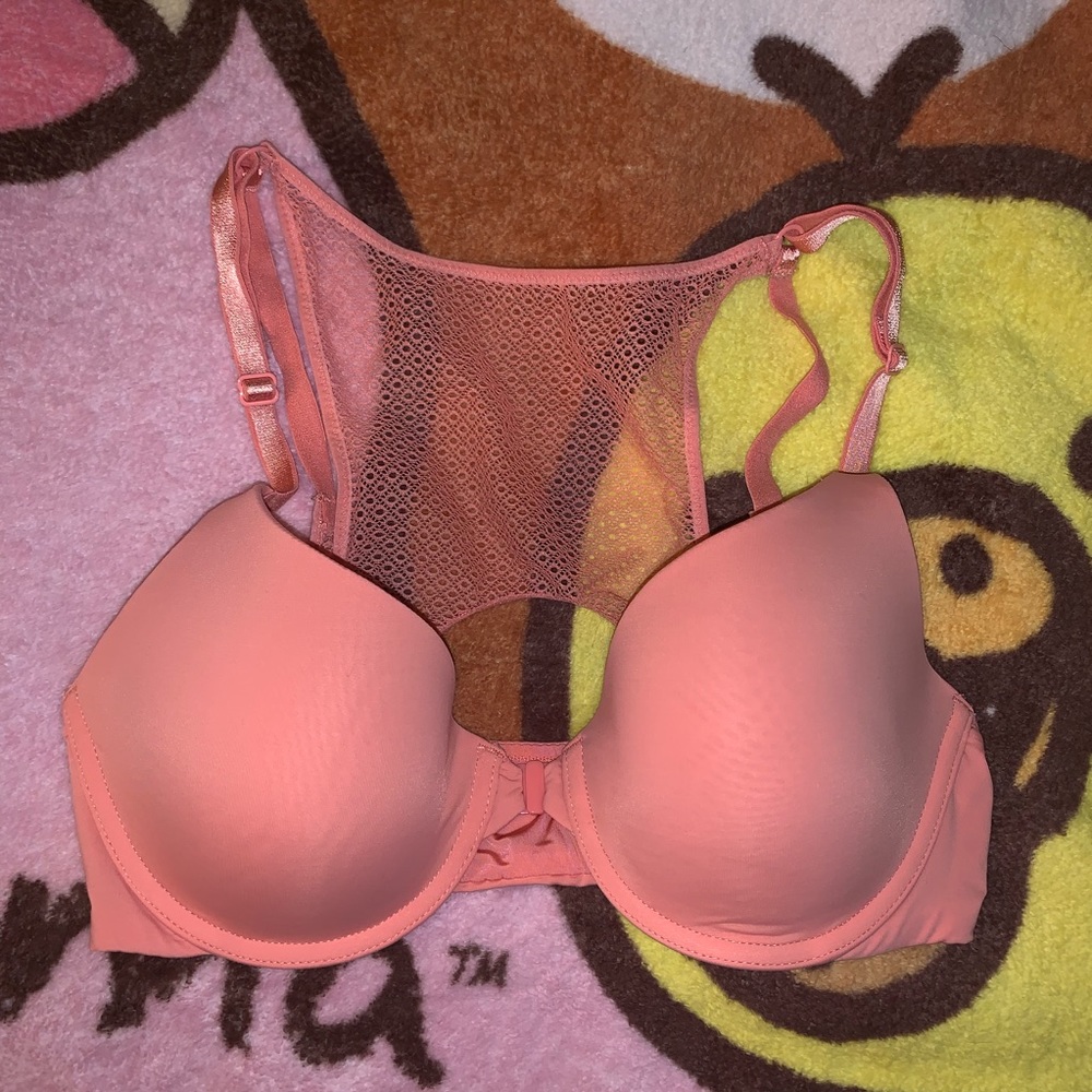 VS Peachy Pink T-Shirt Lightly Lined Demi Racerback Front Close Bra